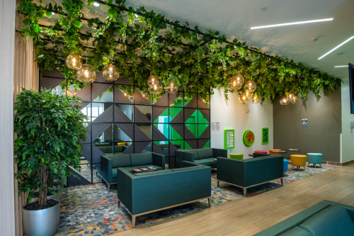 HealthHub - Arabian Center