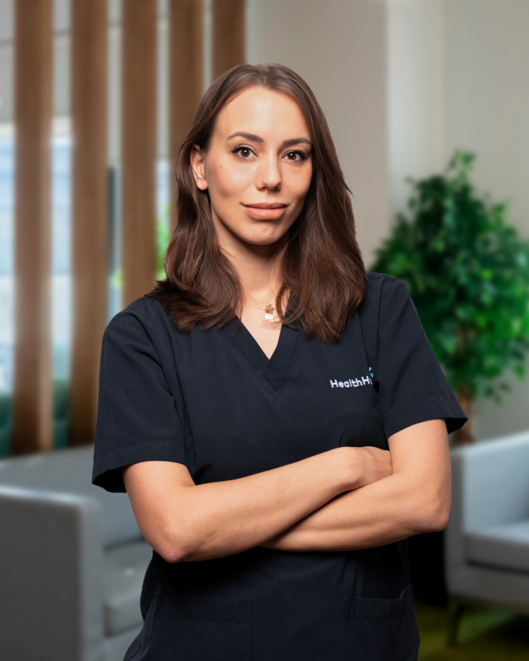 hair transplant technician mina tomic